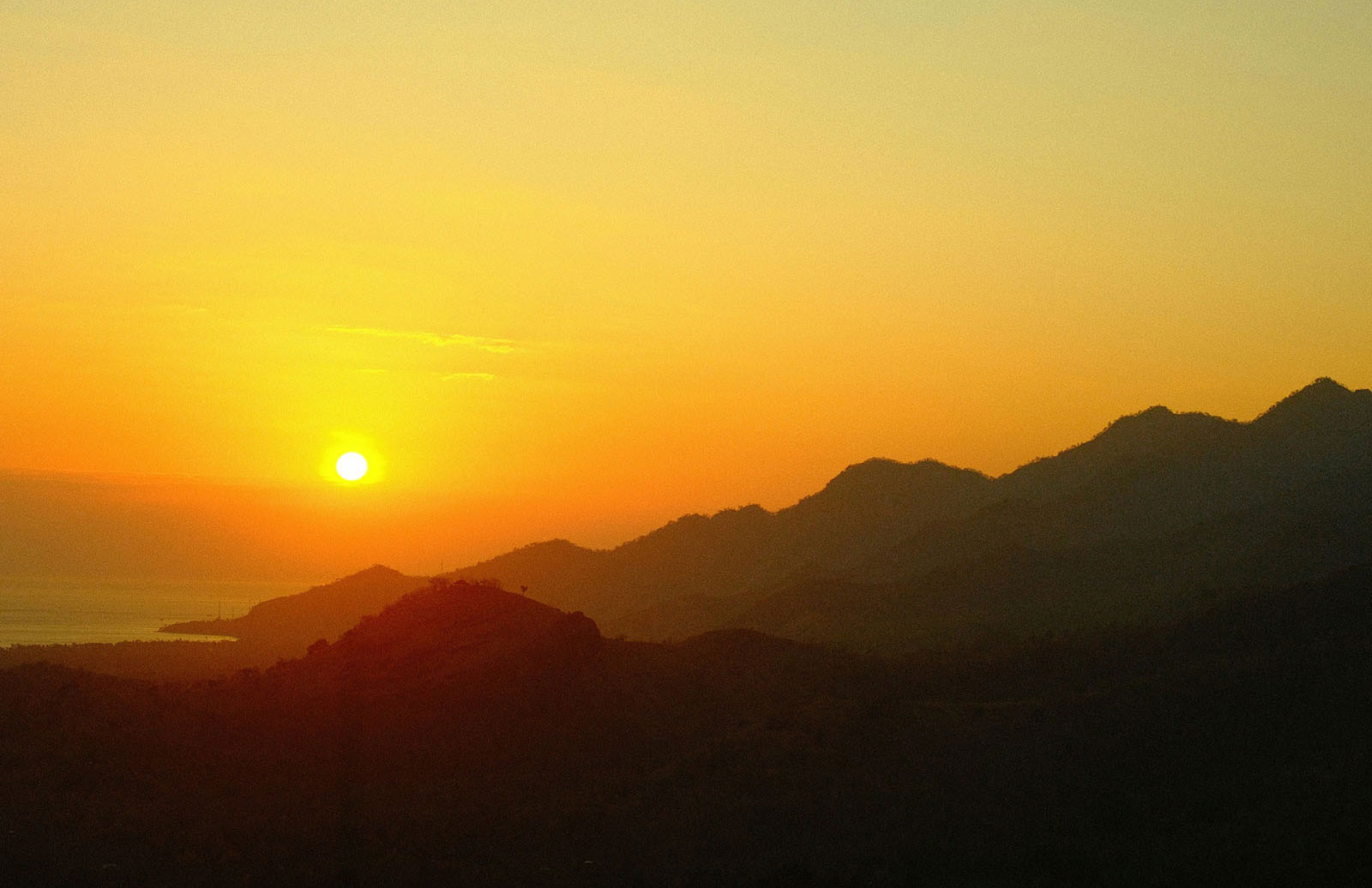 "When the sun is shining, I can do anything; no mountain is too high, no trouble too difficult to overcome." ~Wilma Rudolph